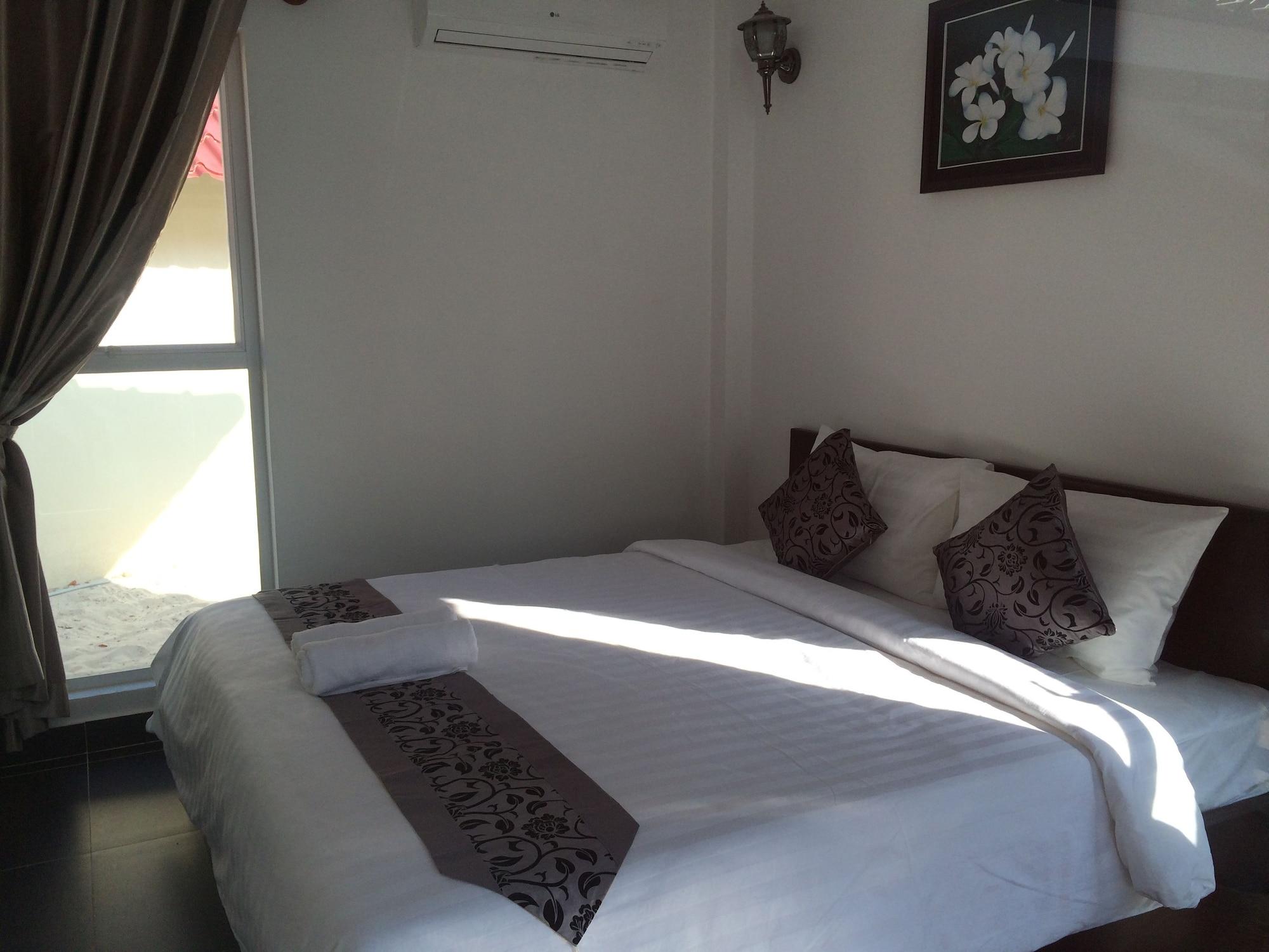 Sea Breeze Resort Sihanoukville Exterior foto